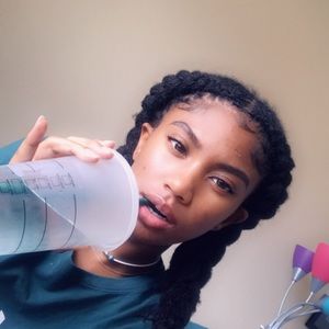 Meet your Posher, Jada